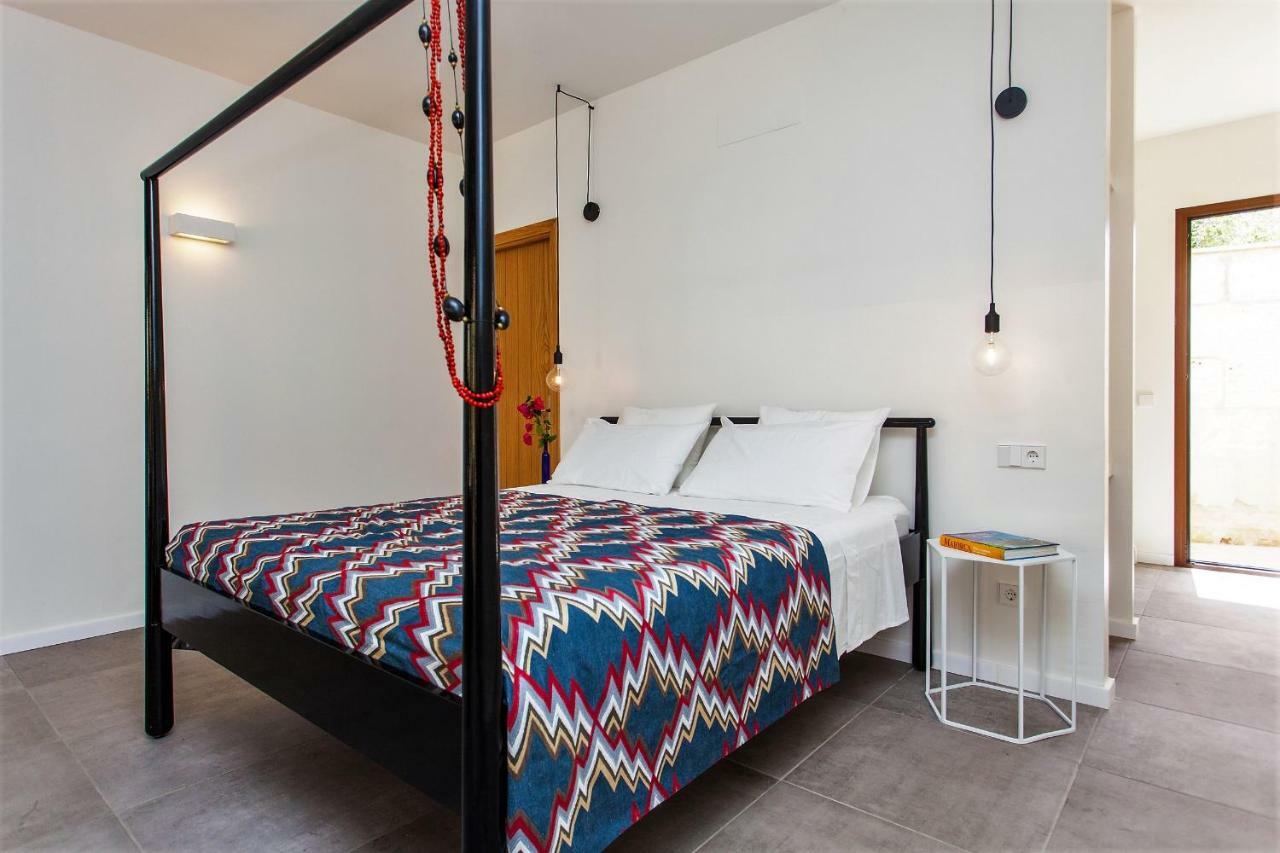 Idayvuelta Home & Suites With Private Pool Ses Salines  Exterior foto